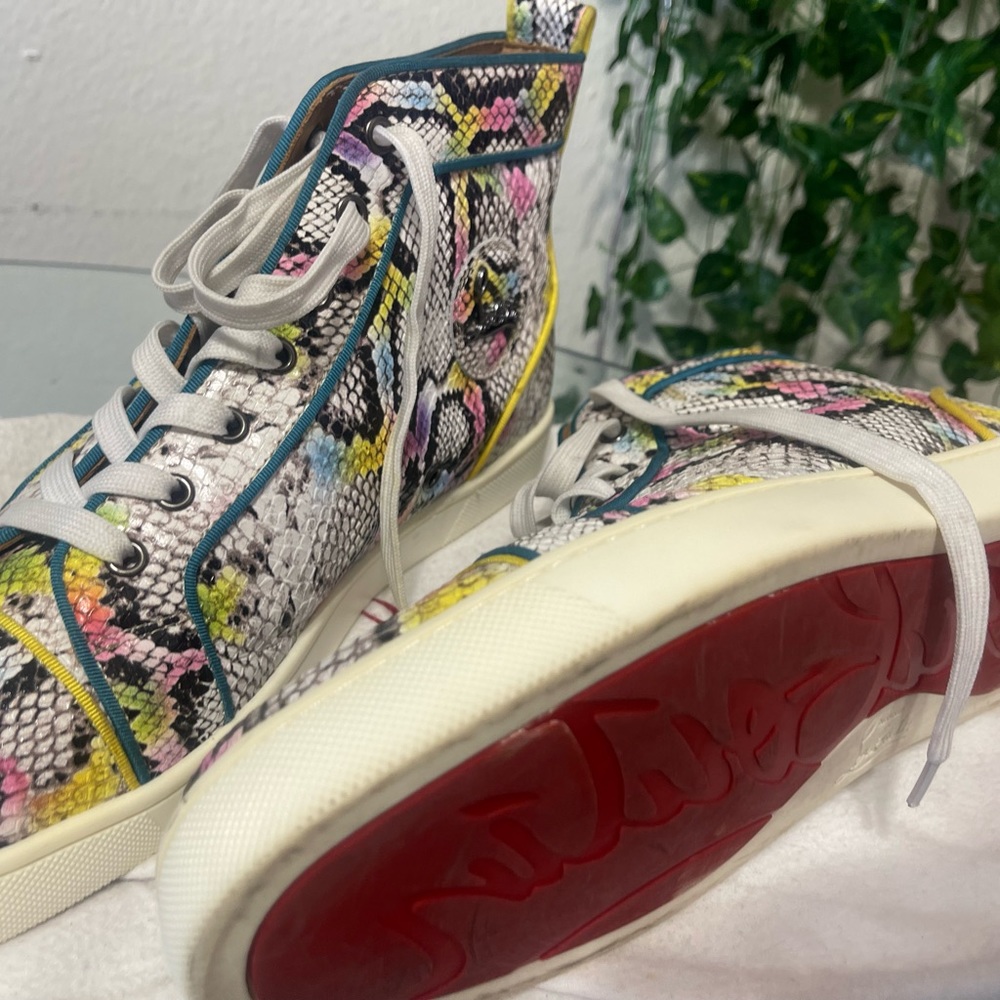 Men Louis Vuitton Snakeskin Hightop Sneakers - Picture 13 of 13